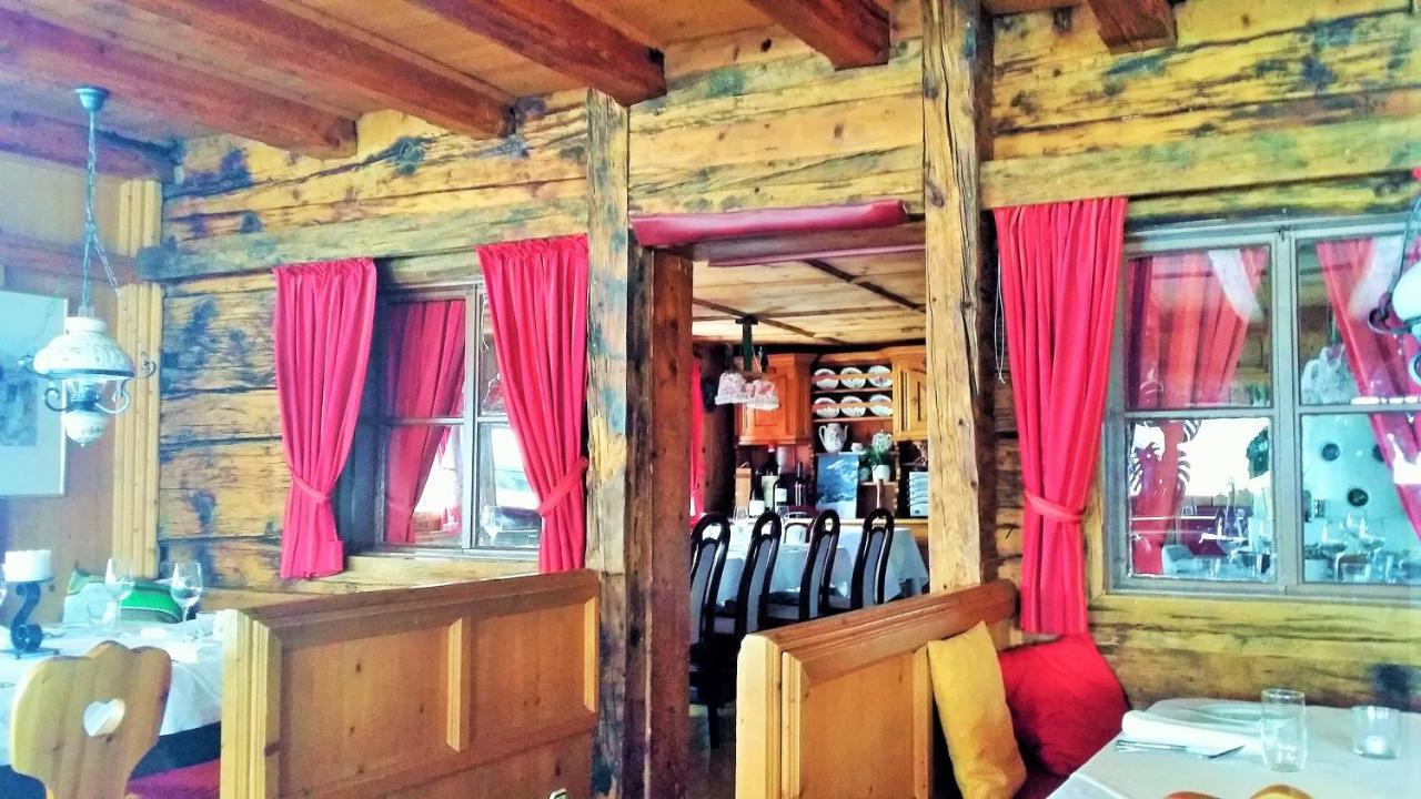 Gasthof Auerhahn 레흐암 아르베르크 외부 사진