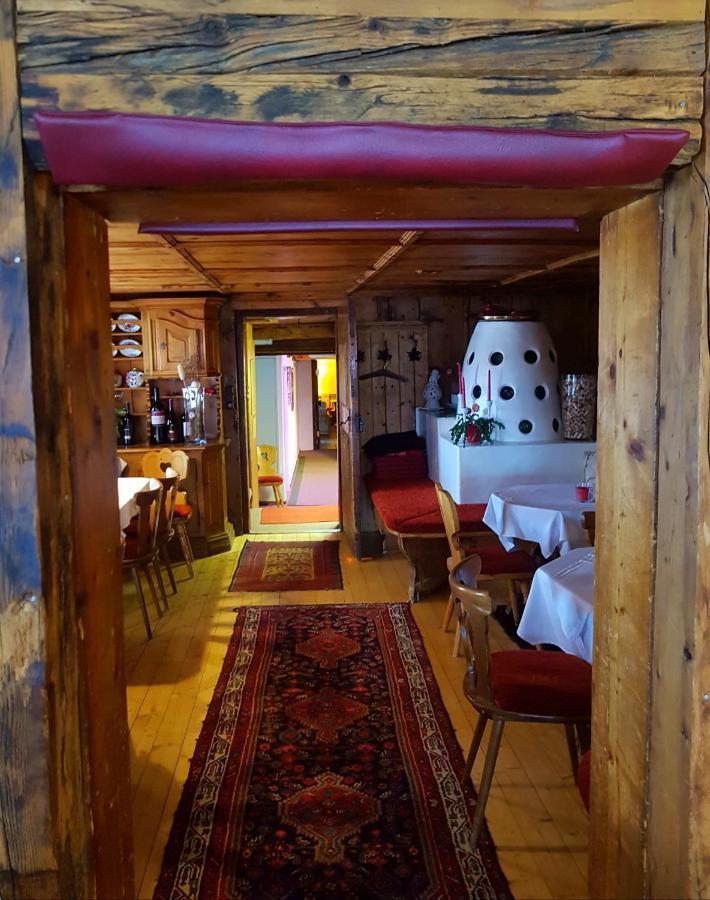 Gasthof Auerhahn 레흐암 아르베르크 외부 사진